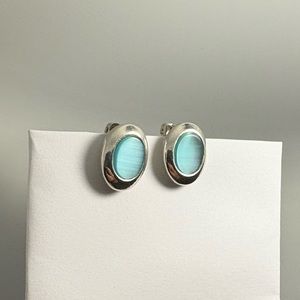 Vintage silver snap earrings